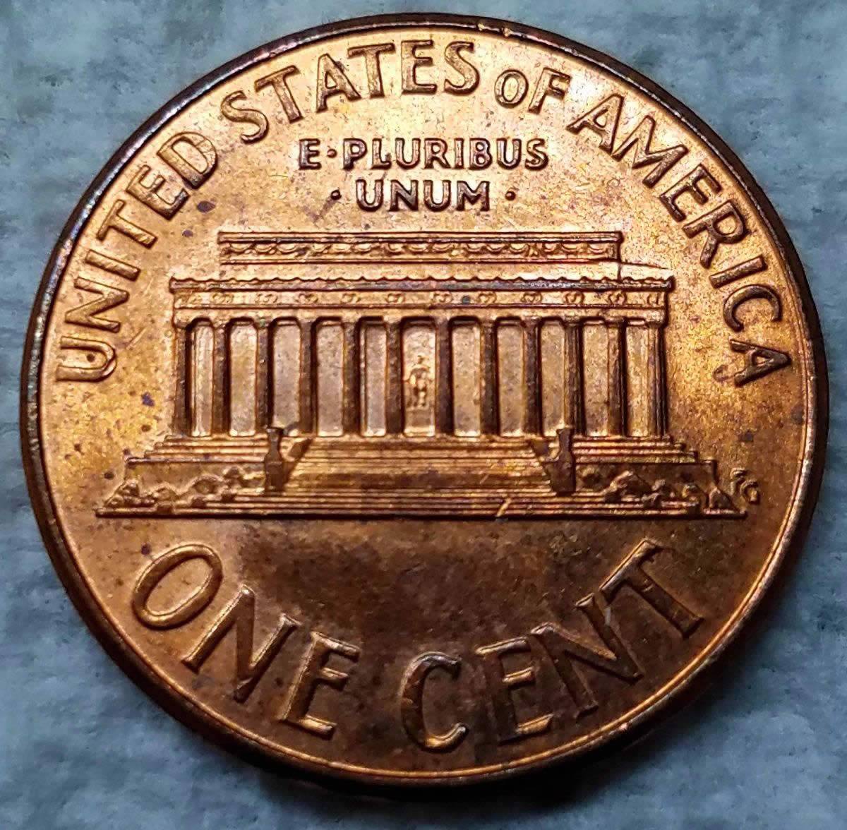 2007-P-Lincoln-Die-Clash-At-Top-Ledge-Of-Memorial-On-Reverse